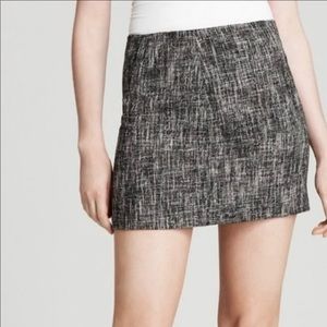 Theory Gray & Black Tweed Mini Skirt Size 8